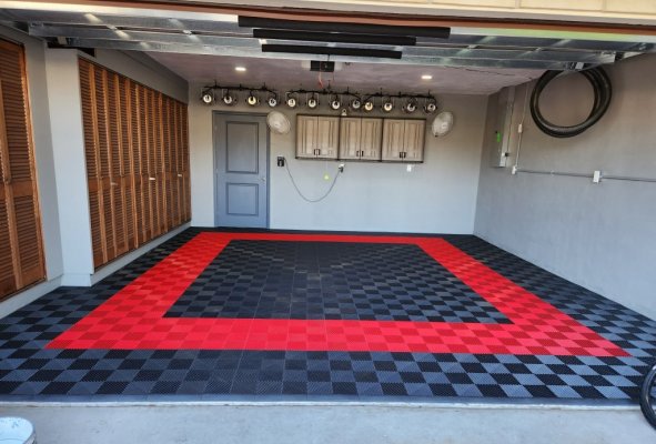 Garage Floor.jpg