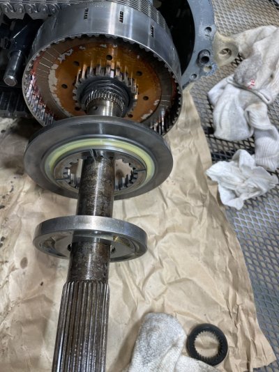 Output shaft disassembly - rear 4.jpg