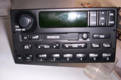 1999 Expedition Radio Sterio build-02.jpg