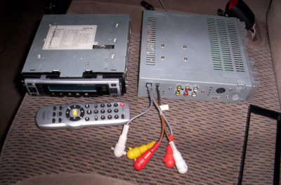 1999 Expedition Radio Sterio build-10.jpg
