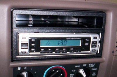 1999 Expedition Radio UPDATE Part 2-01.jpg