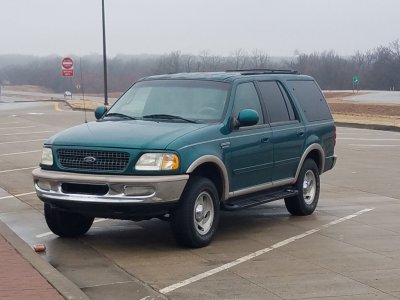 1998 Ford Expedition.jpg