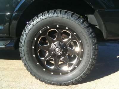 2012 Expedition 4x4 - 5.jpg