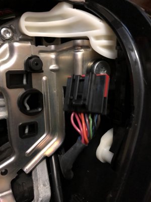 Explorer Right Sw Disconnected.jpg Explorer Right Sw Disconnected.jpg