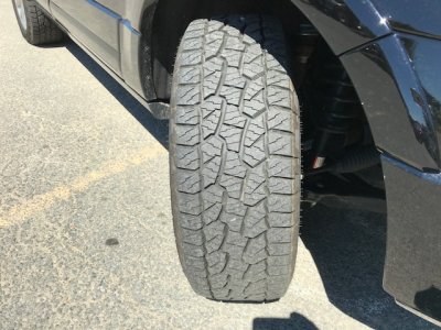 Expy tire 1.JPG
