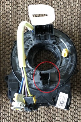 Clockspring w-circle for heat connector.jpg
