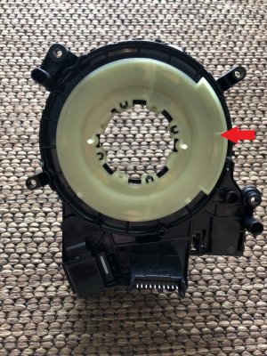 Clockspring back view - red arrow.jpg