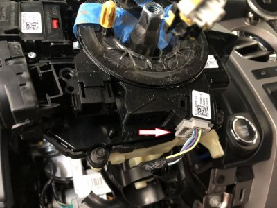 Clockspring Connector Removal.jpg