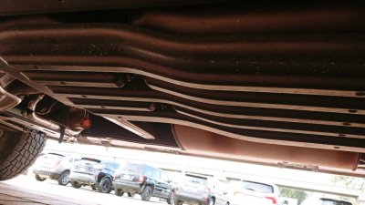 Ford Expedition FX4 Skid Pan Gas Tank.jpg