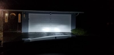 Charger-LED_beam.jpg Charger-LED_beam.jpg