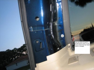 3rdRow--SeatBeltMounting2.jpg