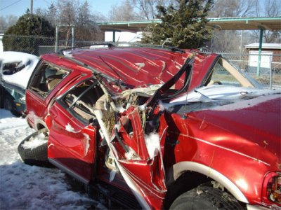 2-28-08-expedition-crash-2.jpg