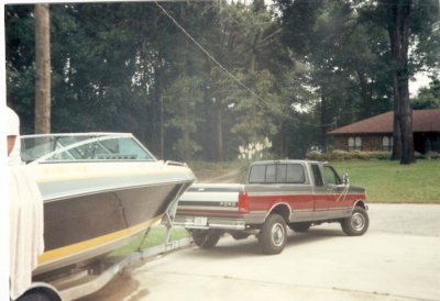 92 f250 and boat.jpg 92 f250 and boat.jpg