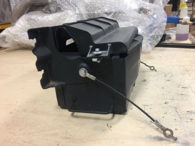 Econoline Battery Box Lid 2.jpg Econoline Battery Box Lid 2.jpg