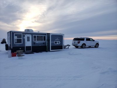 ice fishing.jpg