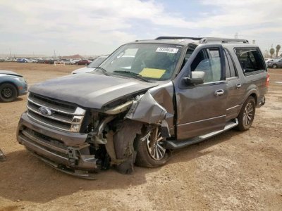 this was my wife's 2017 expedition after a head on with a pick up truck.jpg