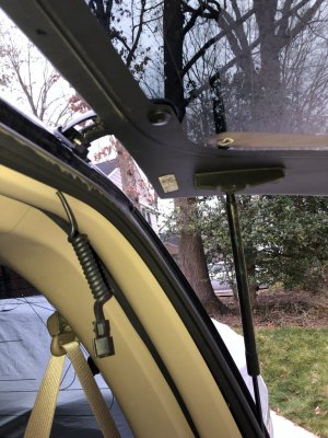 Liftgate Glass Defog Connection.jpg