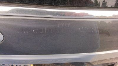 rear_paint_scratches.JPG rear_paint_scratches.JPG
