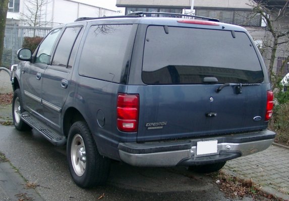 Ford_Expedition_rear_20071231.jpg Ford_Expedition_rear_20071231.jpg