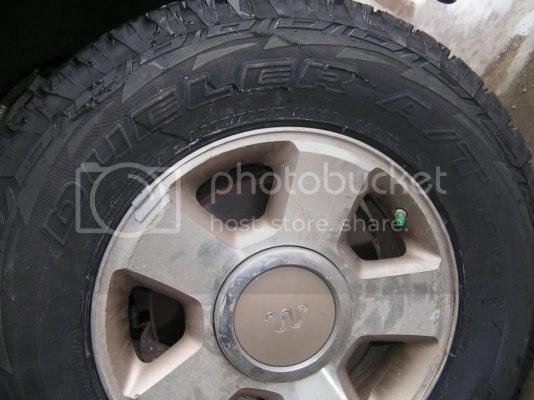 NewBootsTires005.jpg