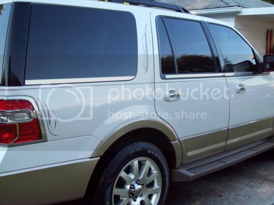 ExpyWindowTrim_zps25e903cc.jpg