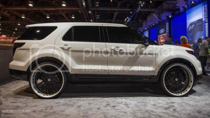 ford-explorer-2_zpsa077d3d5.jpg