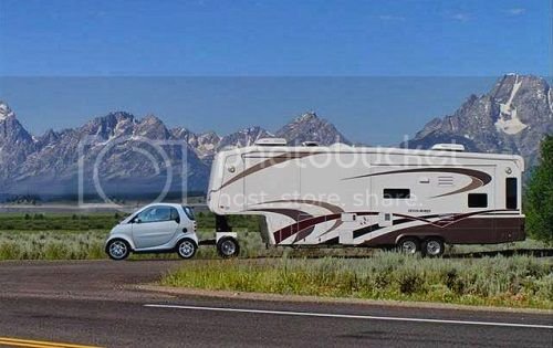 funny-smartcar-towing_zpsa7c473d7.jpg