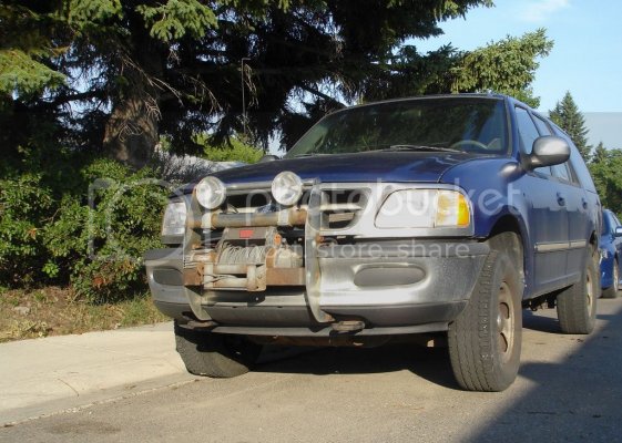 Expedition_Front_01.jpg Expedition_Front_01.jpg