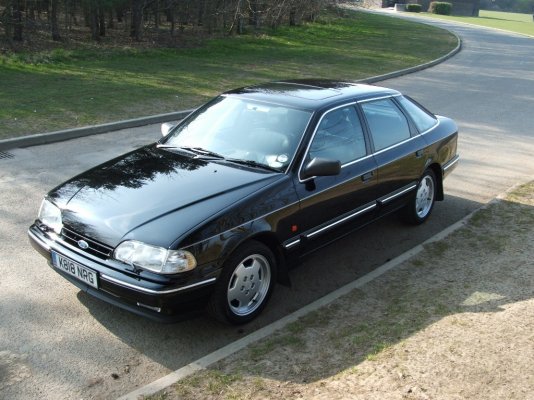 Ford_Granada_mkIII_Scorpio_24v_Cosworth.jpg
