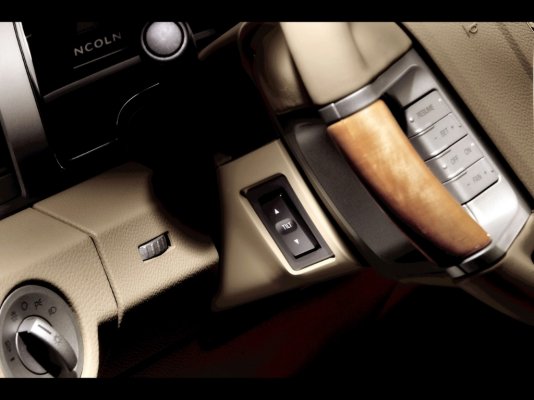 Lincoln-Navigator-Steering-Wheel-Controls-1280x960.jpg Lincoln-Navigator-Steering-Wheel-Controls-1280x960.jpg
