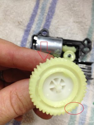 gears inside housing.jpg