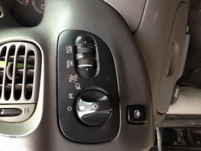 '97 Expedition headlight switch.jpg