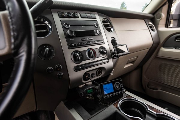 0Driven%20Ford%20Expedition%20Aspen--2_zpsfigf6ctc.jpg