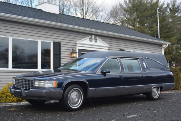 cadillac-hearse-funeral-car-1.jpg