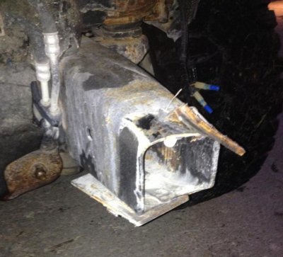 broken_weld_bumper_2.jpg