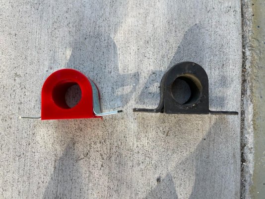 bushings4.jpg bushings4.jpg