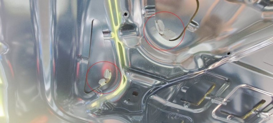 fordunderhood.jpeg fordunderhood.jpeg