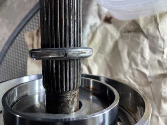 Output shaft disassembly - rear 3.jpg