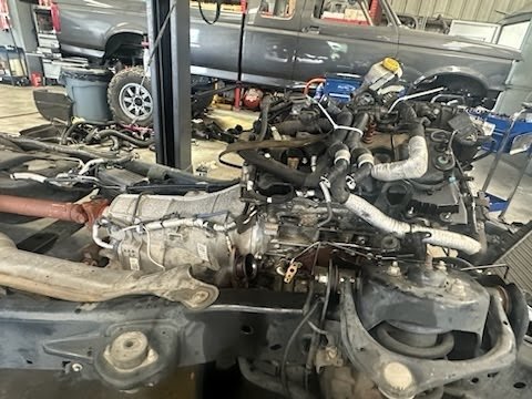 Expedition_engine_side.jpg Expedition_engine_side.jpg