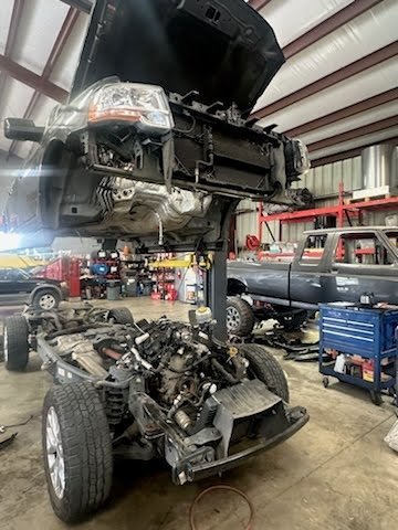 Expedition_engine_too.jpg Expedition_engine_too.jpg