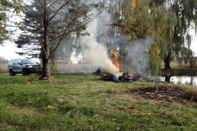 expy_debris_fire.jpg