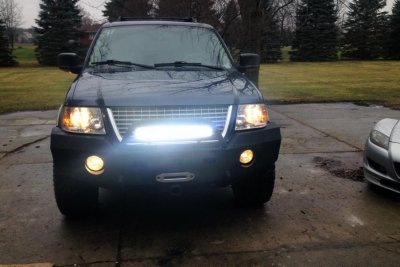 expy_LED_bar_installed.jpg