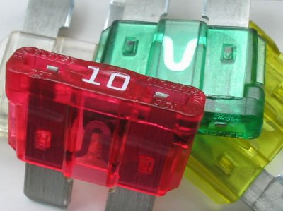 Car_fuses.jpg